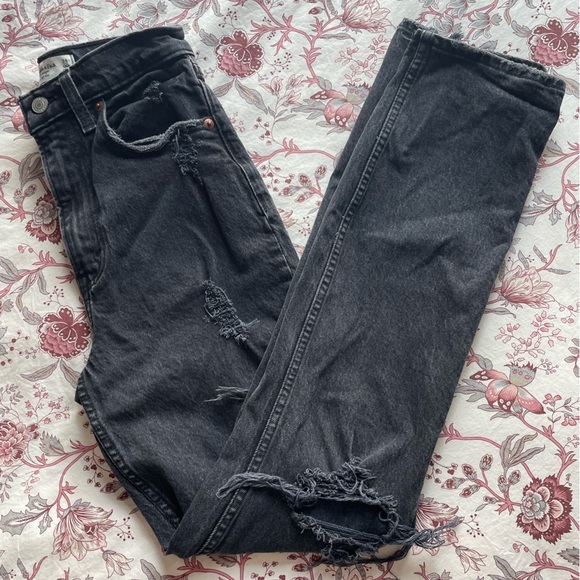Abercrombie Curve Love 90s Straight Ultra High Rise Jeans Black Distressed 00 24 - Picture 3 of 12